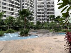 High Park Residences (D28), Apartment #562525261